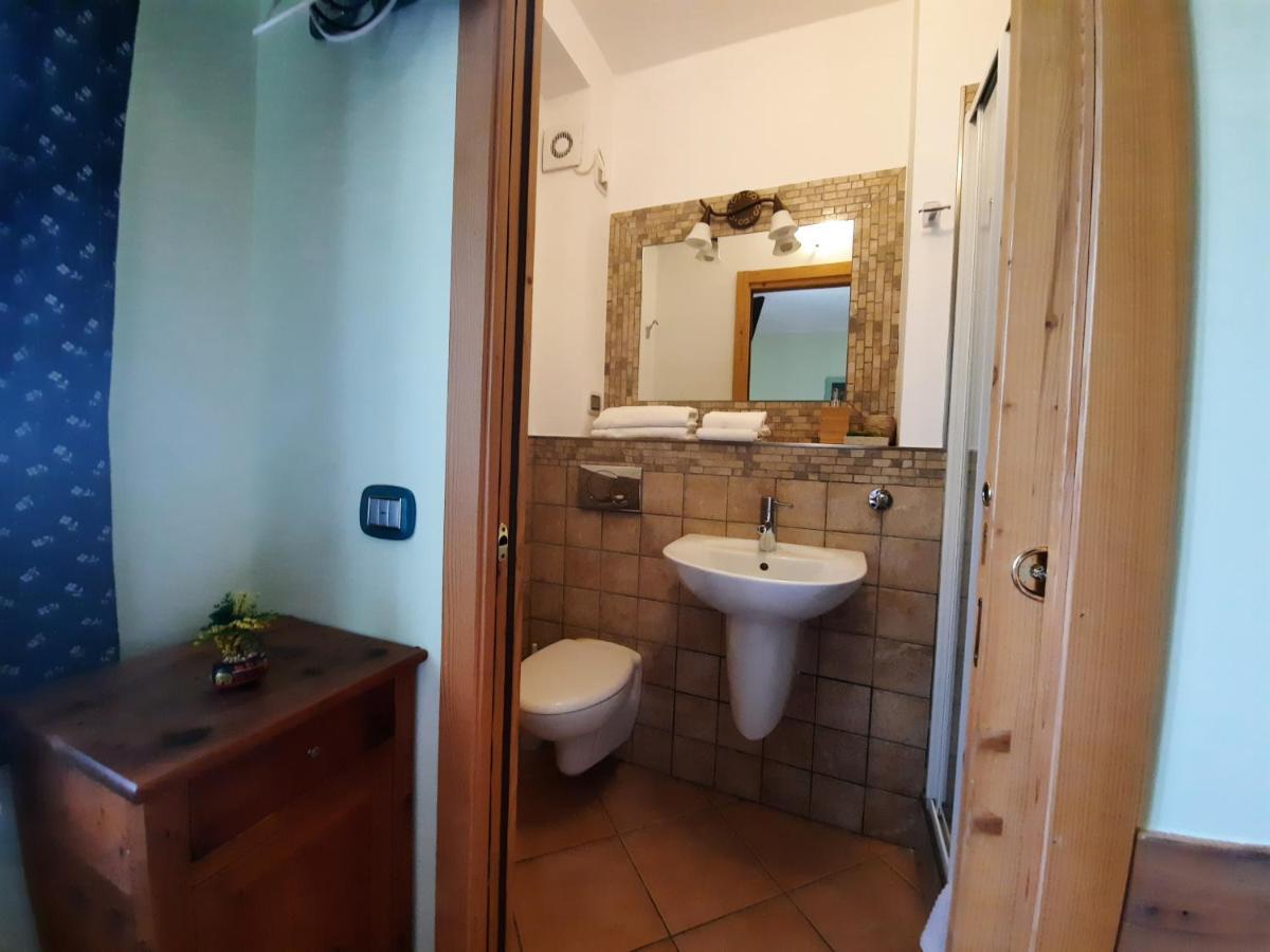 B&B Il Grappolo Bianzone Екстериор снимка